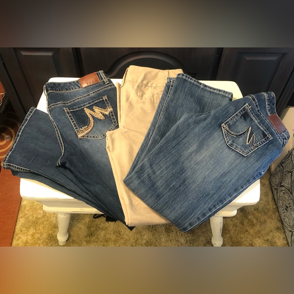 Bundle of Maurice’s Jeans & Slacks